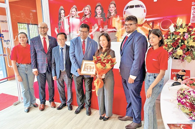 VietJet Air Colombo office opened by ambassador of Vietnam to Sri Lanka