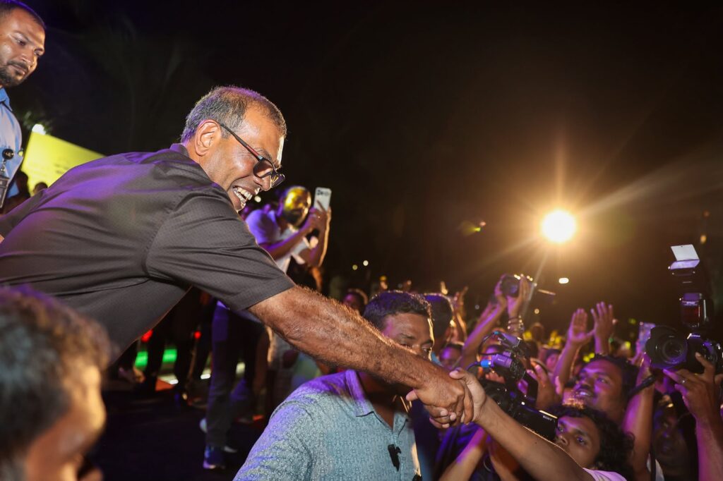 Nasheed greeted by supporters after securing the MDP Chairperson leadership