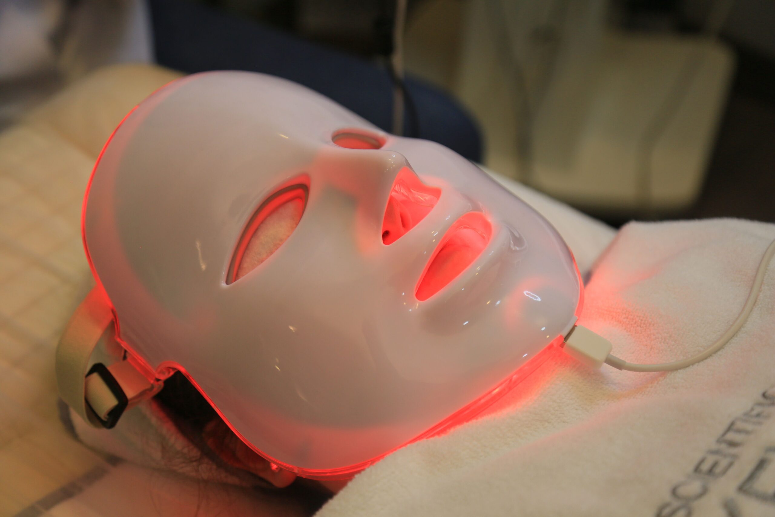 Beauty Meets Innovation: How Technology Is Transforming Skincare and Makeup